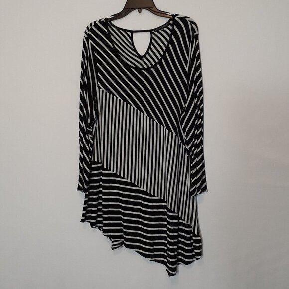 Simply ELEGANT Black & White Striped Hi-Low Flared Knit Dress; Size 2X - Picture 1 of 6